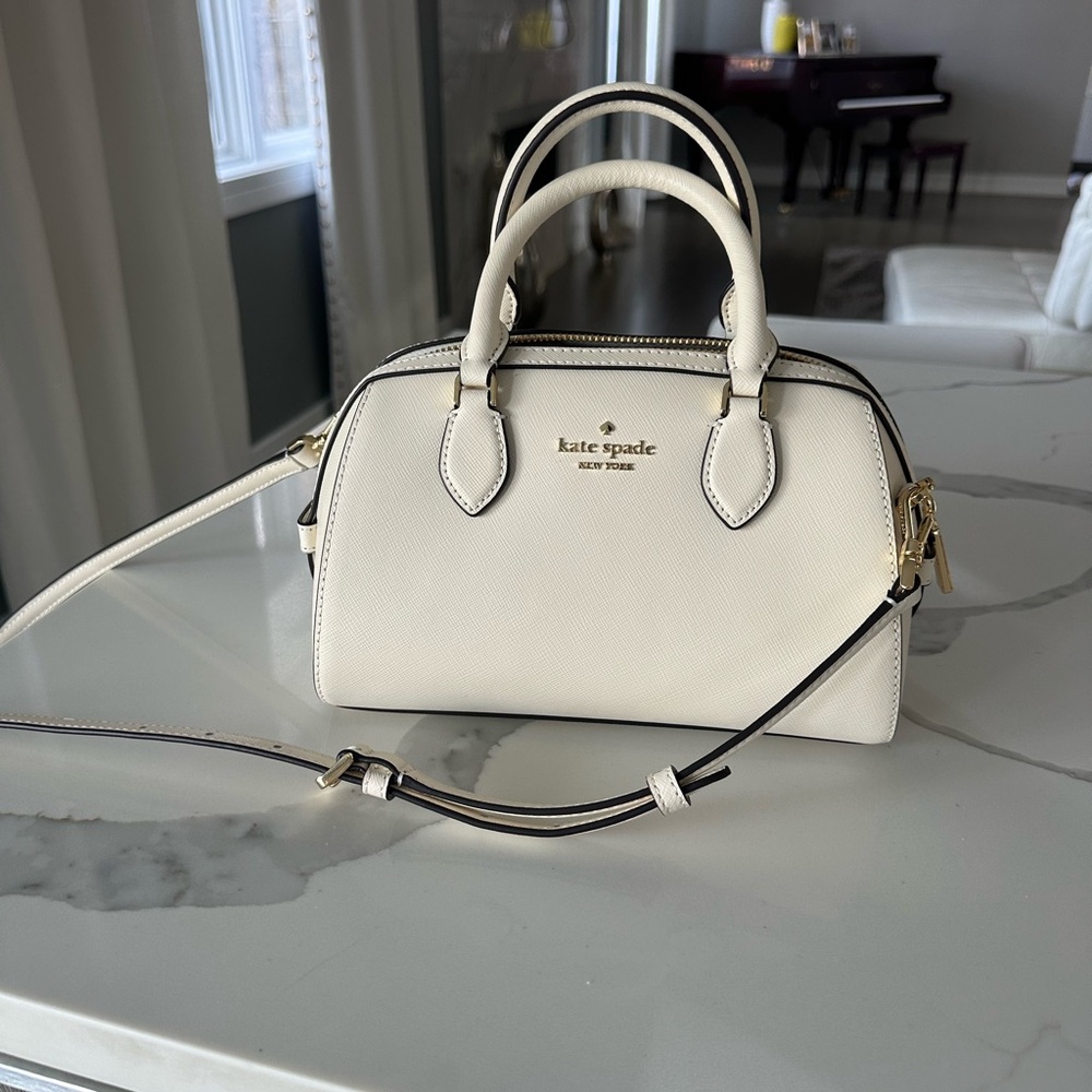 Kate Spade summer ready bag